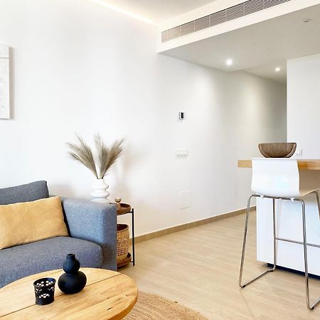Fantastic Apartment In The Wave Just Steps From Carvajal Beach - Pool And Free Parking Fuengirola Exteriör bild